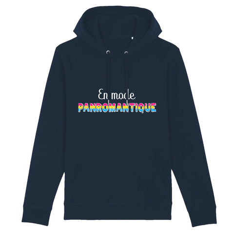 Le sweat à capuche En Mode Panromantique de PrideAvenue est super confortable et est de couleur Bleu Marine