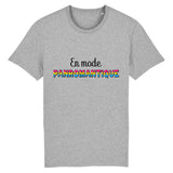 T-shirt LGBT de PrideAvenue au style urbain et cool ! il est imprimé le slogan : En Mode Panromantique ! il est de couleur Gris