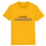 T-shirt LGBT de PrideAvenue au style urbain et cool ! il est imprimé le slogan : En Mode Panromantique ! il est de couleur Jaune