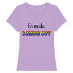 Le t-shirt de PrideAvenue parfait pour ceux et celles qui font leurs Coming-Out et qui veulent y ajouter du Style ! Le t-shirt à la coupe raffinée est de couleur Lavande