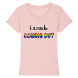 Le t-shirt de PrideAvenue parfait pour ceux et celles qui font leurs Coming-Out et qui veulent y ajouter du Style ! Le t-shirt à la coupe raffinée est de couleur Rose