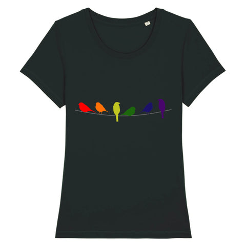 t-shirt noir de la marque Pride Avenue, 6 oiseaux en couleurs arc-en-ciel imprimés dessus. 
