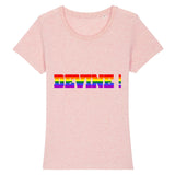 Le t-shirt a la coupe raffinée parfait pour ceux et celles qui veulent faire un Coming-Out avec style ! Chez PrideAvenue on adore vous mettre a l'honneur, c'est pourquoi ce vêtement avec écrit dessus : Devine aux couleurs LGBT est de la couleur Rose