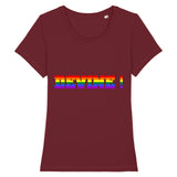 Le t-shirt a la coupe raffinée parfait pour ceux et celles qui veulent faire un Coming-Out avec style ! Chez PrideAvenue on adore vous mettre a l'honneur, c'est pourquoi ce vêtement avec écrit dessus : Devine aux couleurs LGBT est de la couleur Bordeaux