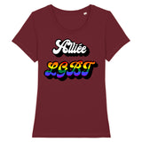  Découvrez "Le Grand Lac" de PrideAvenue.fr, un T-shirt LGBT vibrant, célébrant la diversité avec son tableau abstrait aux couleurs de l'arc-en-ciel. Symbole de paix, le grand lac s'unit à l'espoir de l'arc-en-ciel, exprimant la fierté et la tolérance envers toutes les identités. le t-shirt est de couleur bordeaux