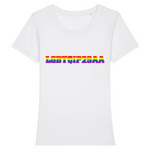 Le t-shirt ultra cool de PrideAvenue qui pousse a la réfléxion de Que veut dire : LGBTQI2SAA ? le voila imprimé sur un t-shirt coupe raffinée de la marque PrideAvenue, le vêtement est de la couleur Blanc