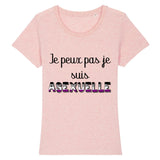 un t-shirt parfait pour les prides et plus encore ! idéal pour une silhouette raffinée, ce vêtement de la marque PrideAvenue vous ira a ravir. il y a imprimé dessus le message suivant : Je Peux Pas Je Suis ASEXUELLE avec les couleur qui correspond bien. le t-shirt est de couleur Rose