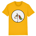 t-shirt de la marque PrideAvenue avec un rond au centre contenant une jolie licorne kawaii avec une crinière arc en ciel de couleur jaune