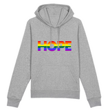 sweat à capuche de la marque PrideAvenue.fr. le sweat est de haute qualité et il y a "HOPE3 qui signifie espoir imprimé sur le devant. ce sweat est Gris