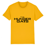 Un tee shirt imprimé en France pour la communauté LGBT. Pour les fan de Hunger Games celui-ci est imprimé avec The Hunger Gays pour la blague. le vêtement est coupe mixte et de couleur jaune unique